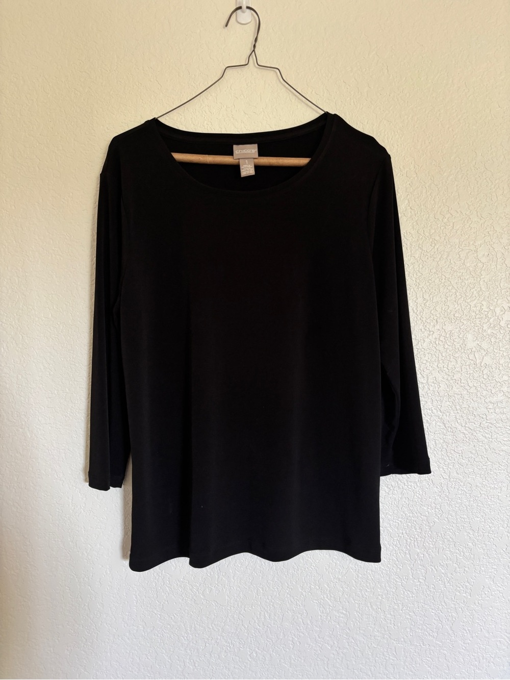 Chico’s Travelers Black 3/4 Sleeve Knit Top – Size 1 (Medium/Large)